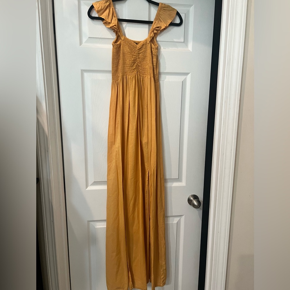 Yellow maxi dress. Small.